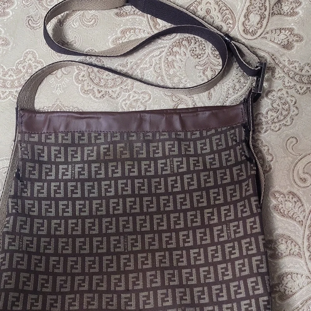 Fendi Black and Brown Messenger Bag - Picture 6 of 16